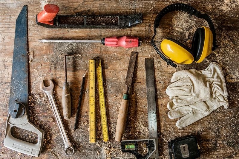 5 Psychological and Social Benefits of Woodworking
